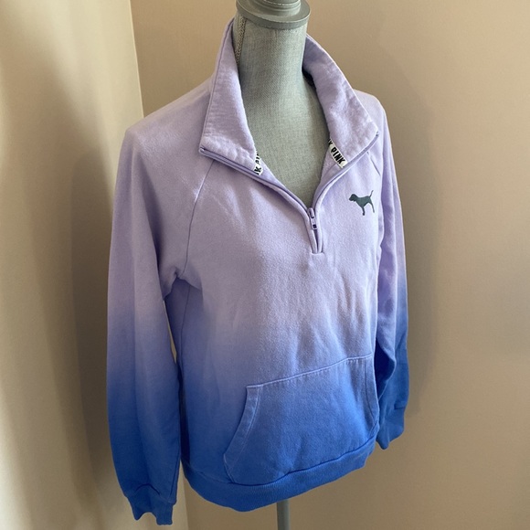 *SOLD on ♏️* Victoria’s Secret Pink Womens Purple & Blue Sweatshirt - Picture 3 of 6